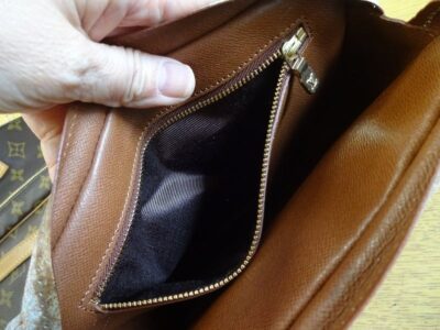 ルイヴィトンのショルダーバッグのポケット張替修理
