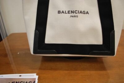 バレンシアガのバッグのクリーニング