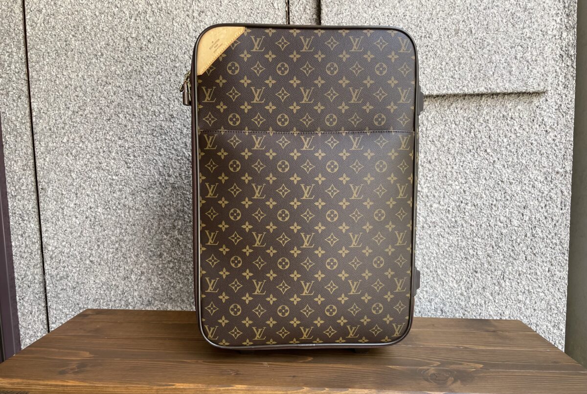 【超美品】ルイ・ヴィトンキャリーケース⭐︎正規メンテナンス済⭐︎タイヤ新品⭐︎角スレ無 超美品】ルイ・ヴィトンキャリーケース⭐︎正規メンテナンス済
