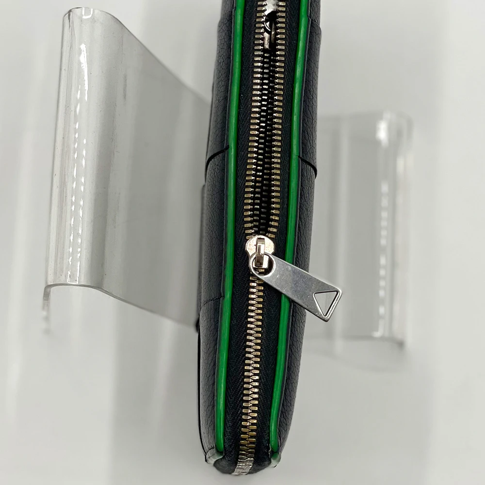 BOTTEGA VENETA財布ファスナースライダー修理後の全体画像