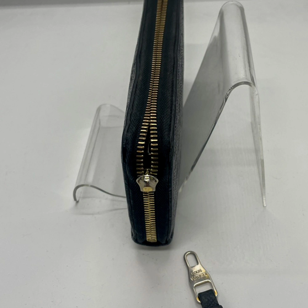 LOUIS VUITTON財布ファスナースライダー修理前の画像