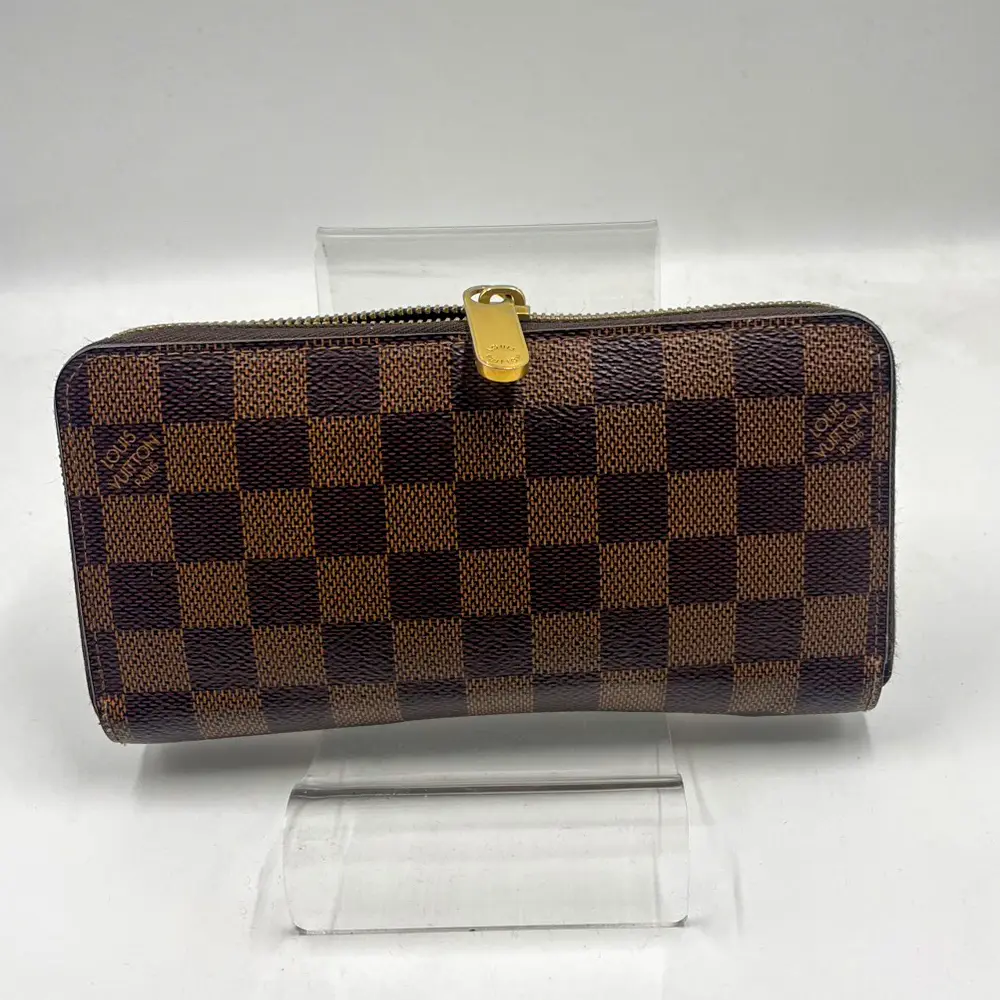 LOUIS VUITTON財布正面の画像