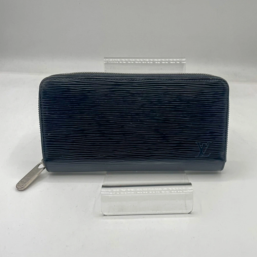 LOUIS VUITTON財布正面の画像