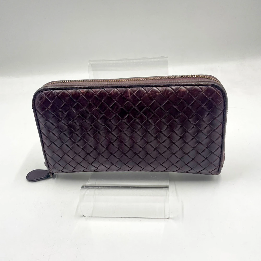 BOTTEGA VENETA財布正面の画像